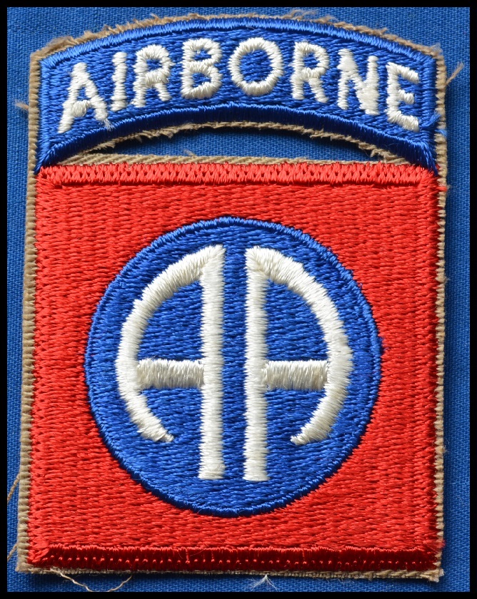 USA : 82nd Airborne Division / 82e division aéroportée 12-12678