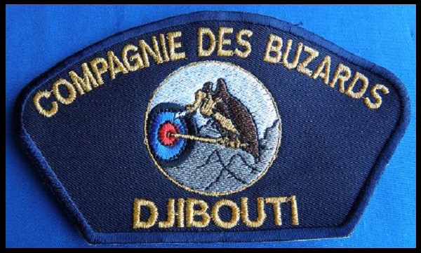 Djibouti : écussons pour casquette X_da_110