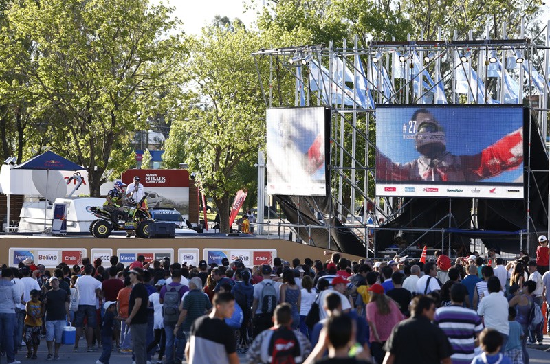 Objectif Dakar 2015 '' Didier Fourny '' ... - Page 4 214