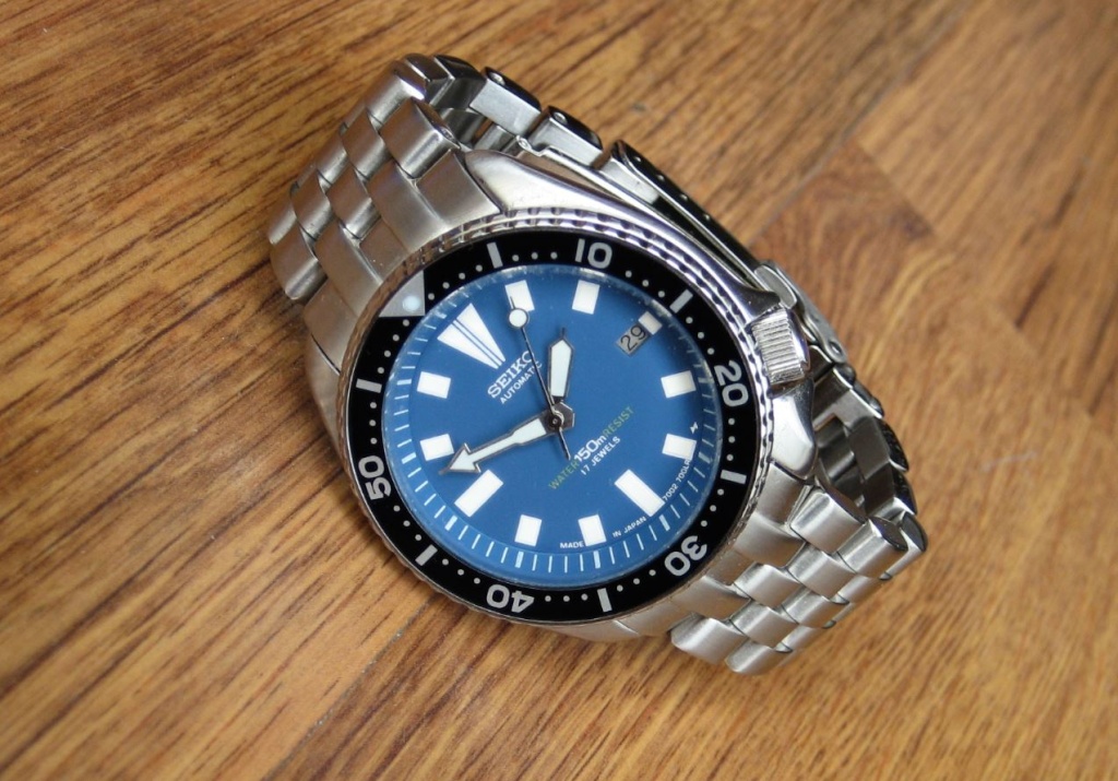 Recherche bracelet acier pour seiko diver's 200 7002_b11