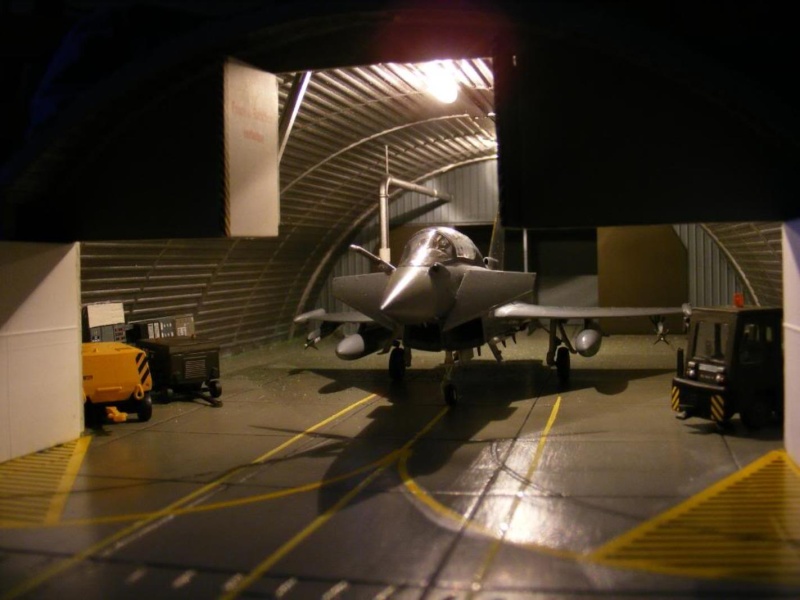 Hangars avions Revell11