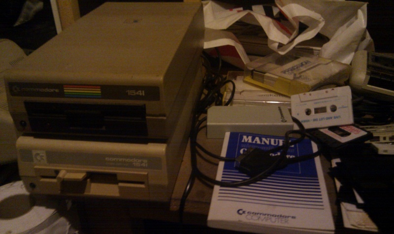 [VDS] Amstrad CPC, Amiga 500, 600 & 1200, Commode 64 & 128, MO5... Imag1419