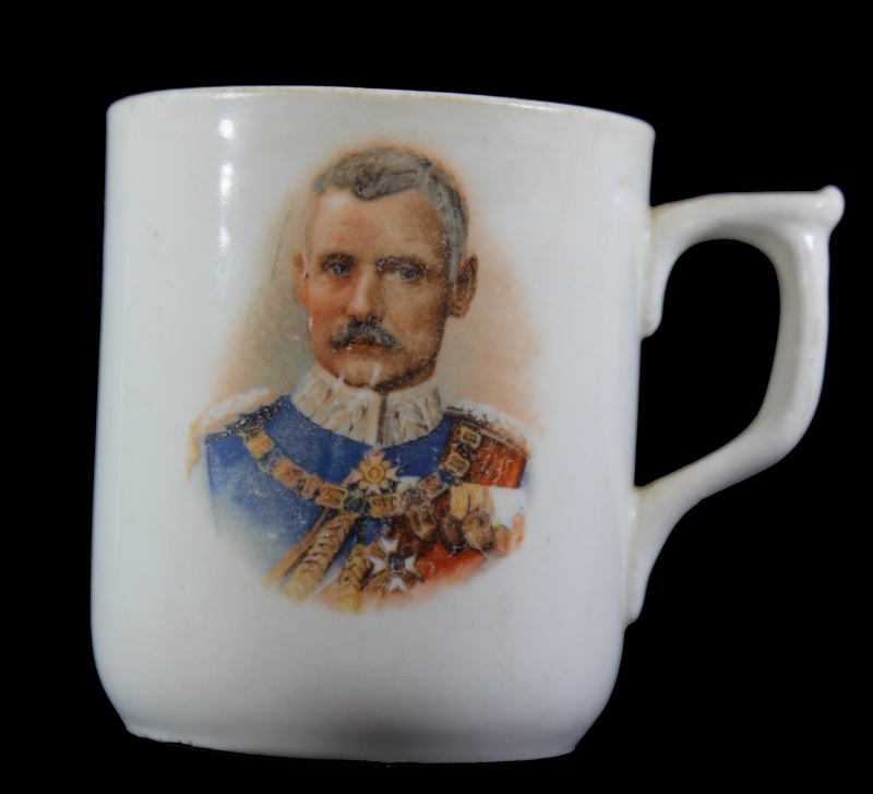 Les tasses patriotiques "réglementaires"  Tasse145