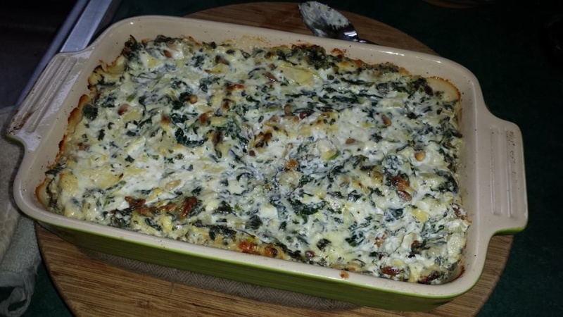 Spinach Feta and Artichoke Dip  Dip10