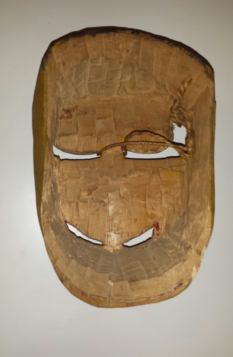 ancienne masque asiatique?  2015-011