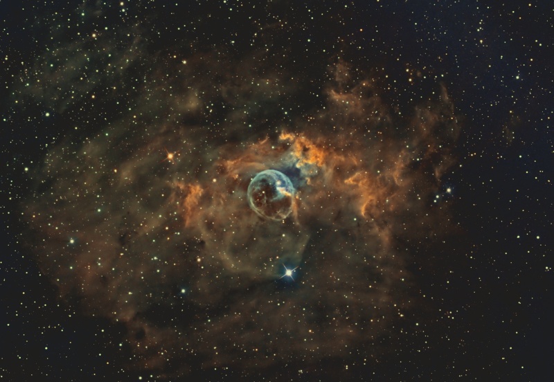 NGC 7635  en SHO  Ngc_7616