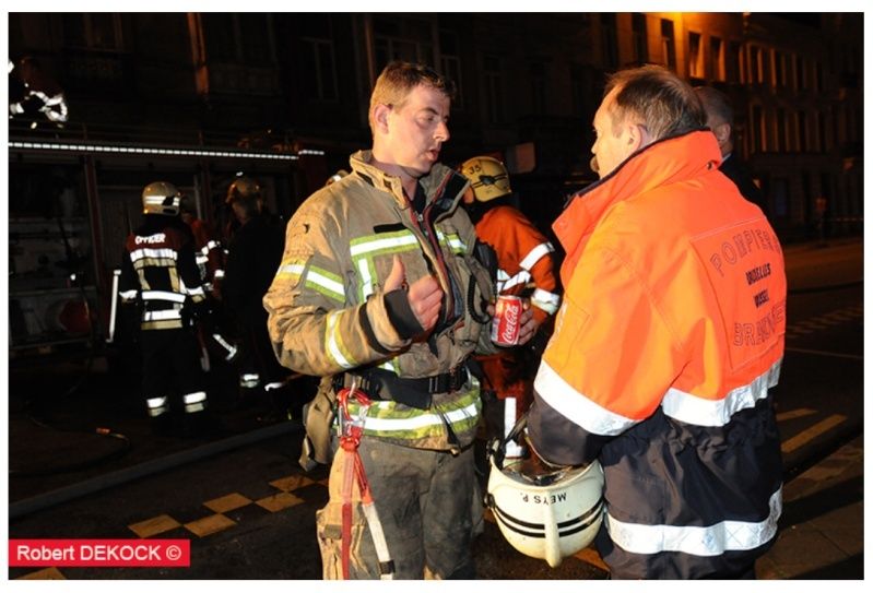 Nouvelle tenue d’intervention pour les services d’incendie belges - Page 2 Tenu10