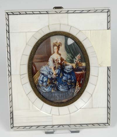 Collection : miniatures de Marie Antoinette et de ses proches 22371410