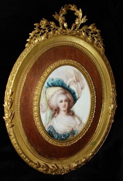 Collection : miniatures de Marie Antoinette et de ses proches Zmin10