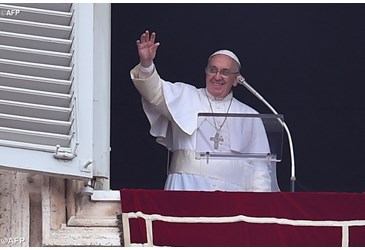  Angélus : le Pape souligne l'importance du don du baptême Le_sal10