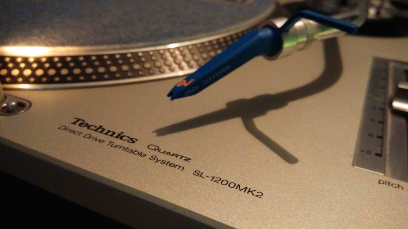 Technics SL-1200MK2 Techni12