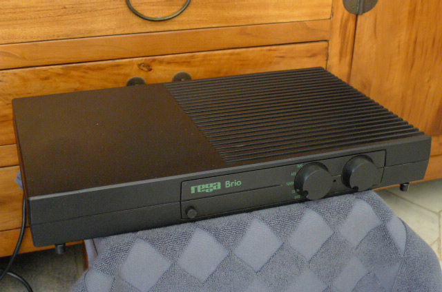 Rega Brio Integrated Amplifier (original clamshell) (Used) SOLD P1090814