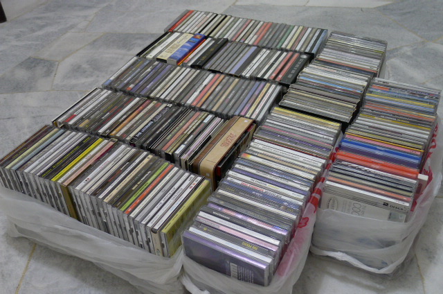 CDs - English titles approx. 300 pcs (Used)  P1100138