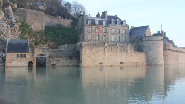 La première grande marée de l'année Le-mon13