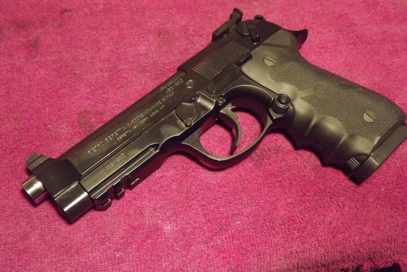 Please educate me about Beretta M9/92FS Emilia10