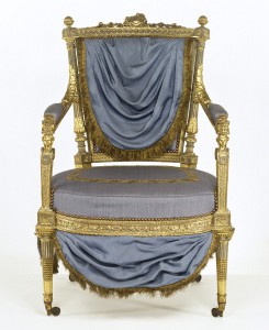 Un fauteuil de la Reine Marie-Antoinette restauré grâce à la 3D Articl10