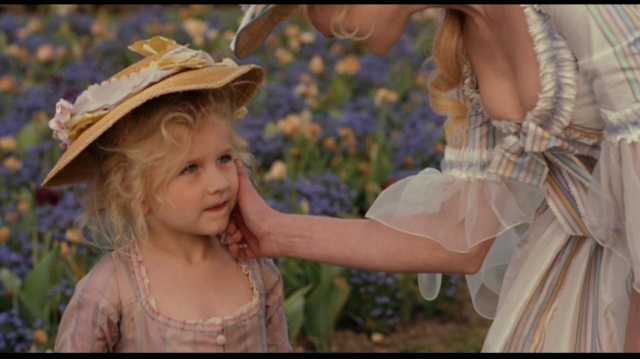 Marie Antoinette avec Kirsten Dunst (Sofia Coppola) - Page 2 Marie210