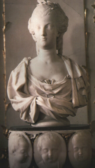 Buste de Marie-Antoinette par Charles van Pucke Marieb10
