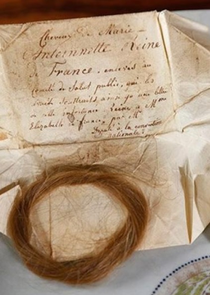 A vendre : Mèche de Cheveux de la Reine Marie-Antoinette Zdu10