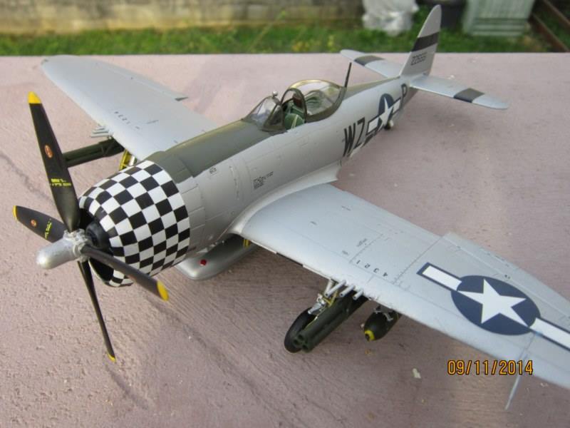 [TAMIYA] REPUBLIC P 47 D THUNDERBOLT 1/48ème Réf 61090  10430410