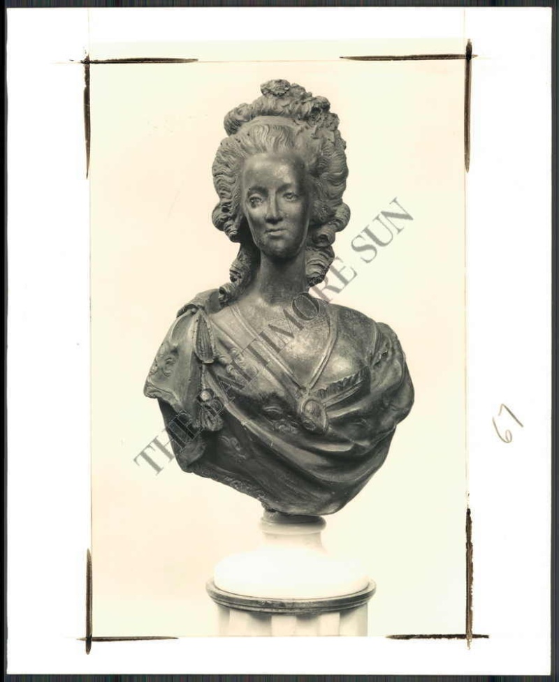 Bustes, statues, statuettes vendus sur Ebay - Page 12 Zzz_5710