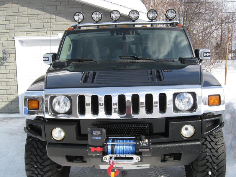 Après presque six mois hibernation, ma marmotte H2 est sortie de son trou!!! Hummer44