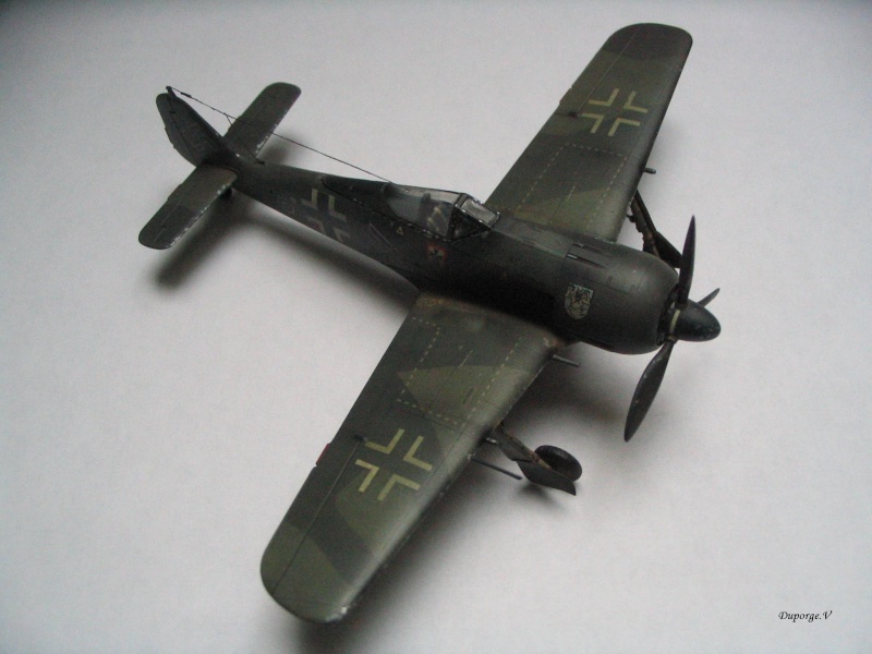 Focke wulf FW-190 A-4 1/72 Img_9711