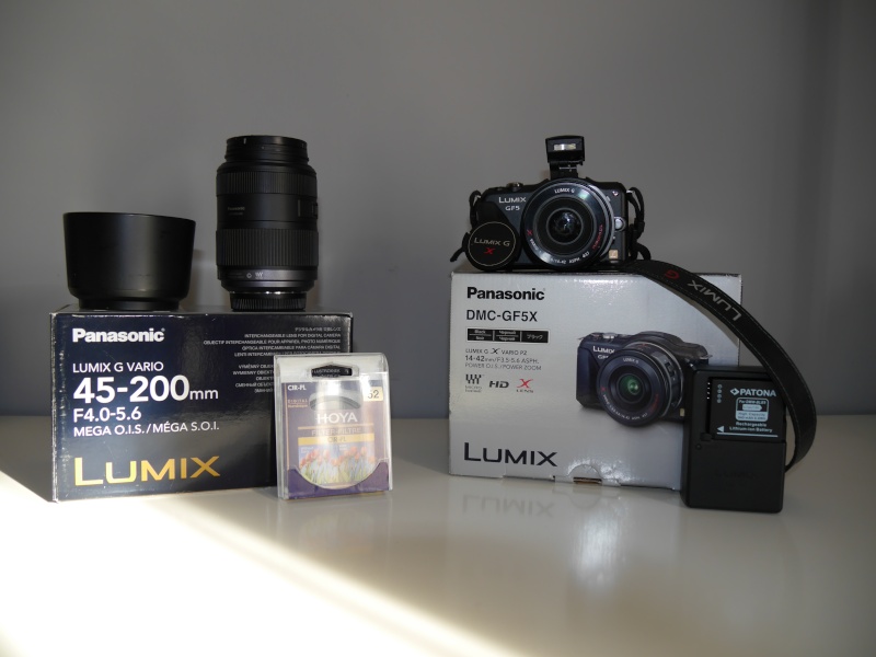 [VENDU] Panasonic GF5X complet + 2nd batterie + Obj 45-200 P1130010