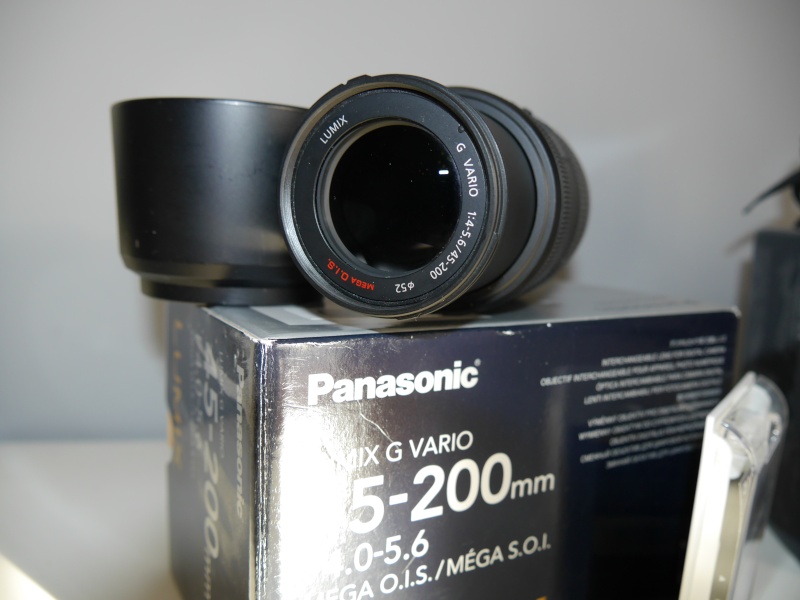 [VENDU] Panasonic GF5X complet + 2nd batterie + Obj 45-200 P1130013