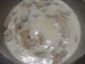 Cuisses de poulet aux champignons en sauce blanche.photos. Img_0841