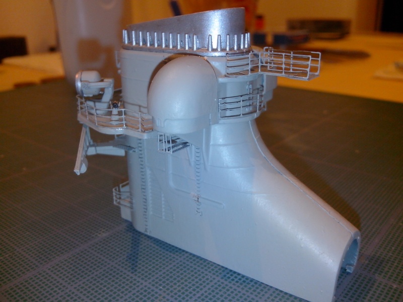 Bismarck par HellCat76 1/350 Academy, kit eduard - Page 4 Img_2054