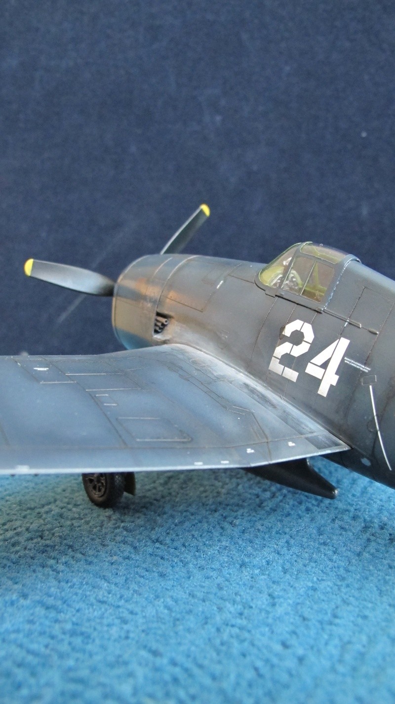 [Eduard] F6F-5N - USS Block Island avril 1945 Img_2116