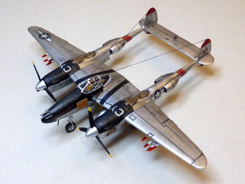 1/48 P-38J, ALG-A10 CATZ 07/44 ( Academy  FINI ) - Page 3 08-1_m10