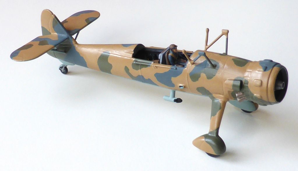 [Vintage - Matchbox] HENSCHEL HE126 (boite de 1975) pas à pas - Page 3 J13-2_10