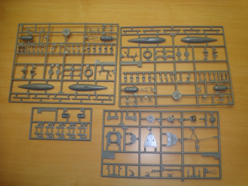 F4U-7 CORSAIR 1/48° Enfin terminé!!! Dsc01413