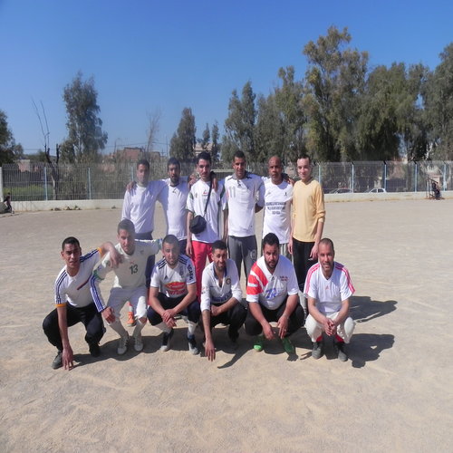 فريق الثبات وادي الفضة مع فريق اللاعب نعايمي الشلف Dscn4810