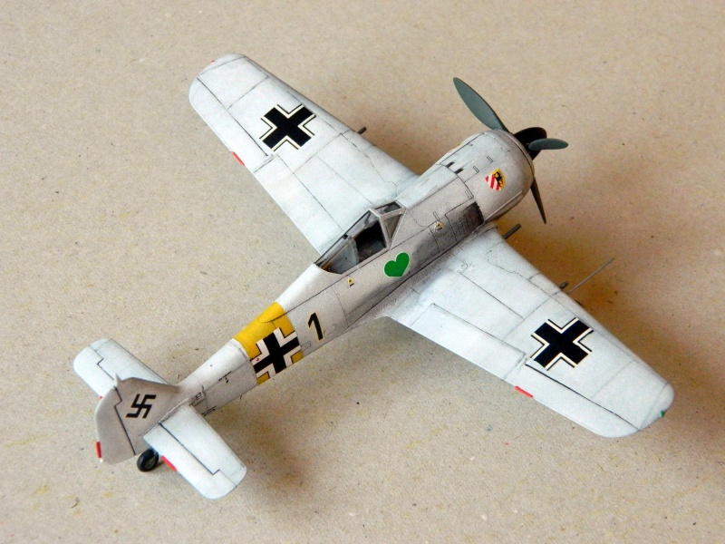 [Zvezda] Focke Wulf Fw 190 A-4 (Terminé) Fw_00610