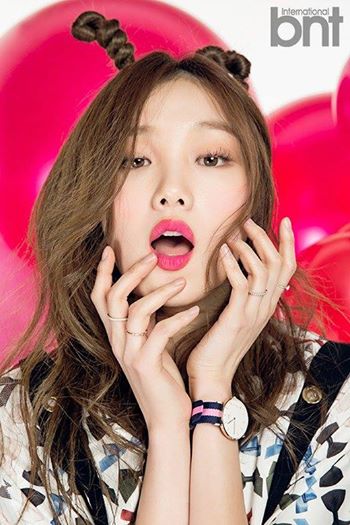 Lee Sung Kyung pour BNT World 10917211