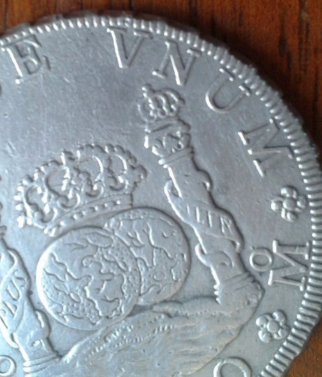 agains about 8 reales Dos Mundos 1770 , genuine or fake ? 510