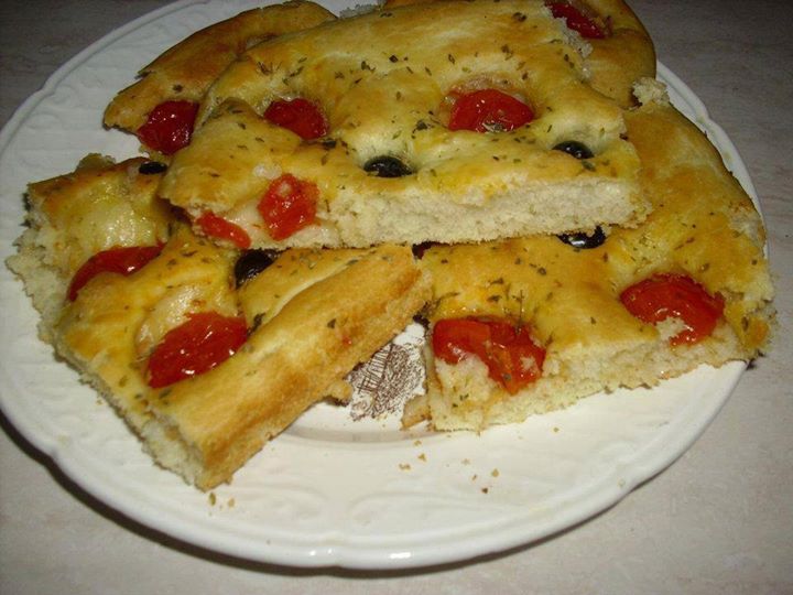 خبز الفوكاتشا الإيطالي 11111696