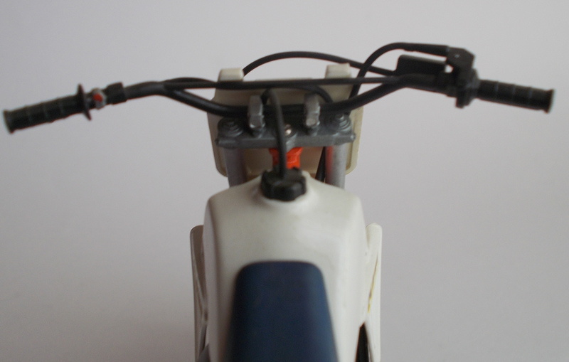 [TAMIYA] KTM 250 Moto cross 1984 Réf 14046 Forum_32