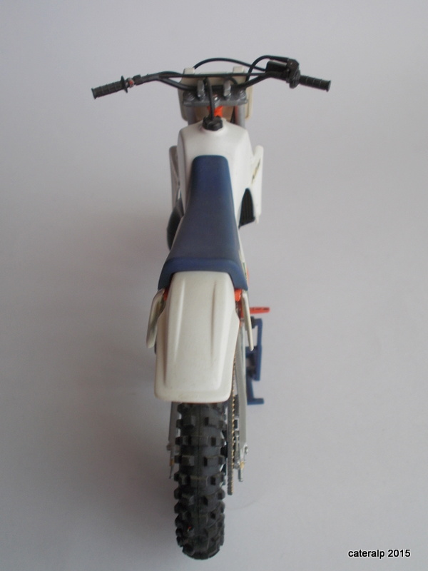 [TAMIYA] KTM 250 Moto cross 1984 Réf 14046 Forum_33