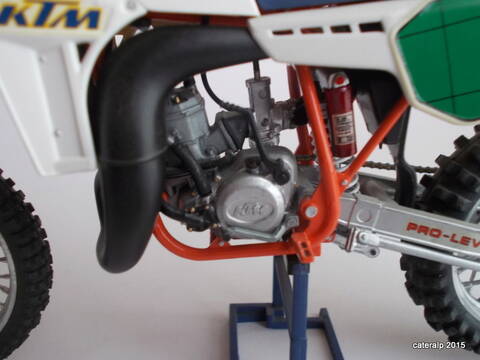 TAMIYA] KTM 250 Moto cross 1984 Réf 14046
