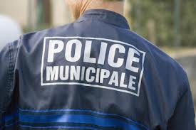 Fusillade au sud de Paris: un homme interpellé, 2 blessés dans un état critique dont une policière Imgres10