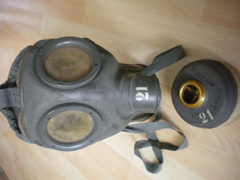 Masque à gaz Luftschutz Imgp0223
