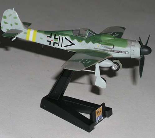 Focke Wulf Fw190D-9 [Academy 1/72] Jg2_ea10