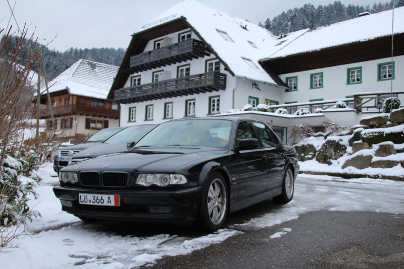 Ma petite 750i (e38) Img_2410