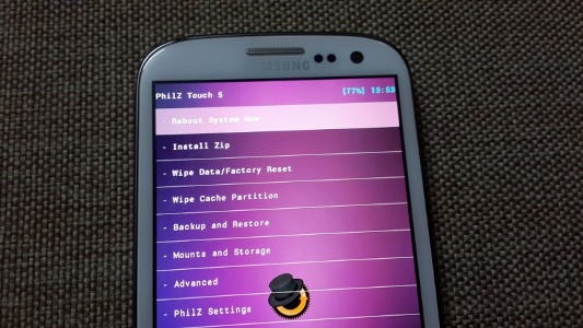 I9300-Philz Recovery Touch per I9300 v.6.48.4  versione zip/Tar + Recovery Philz by Art97 vers.zip Gaslax11