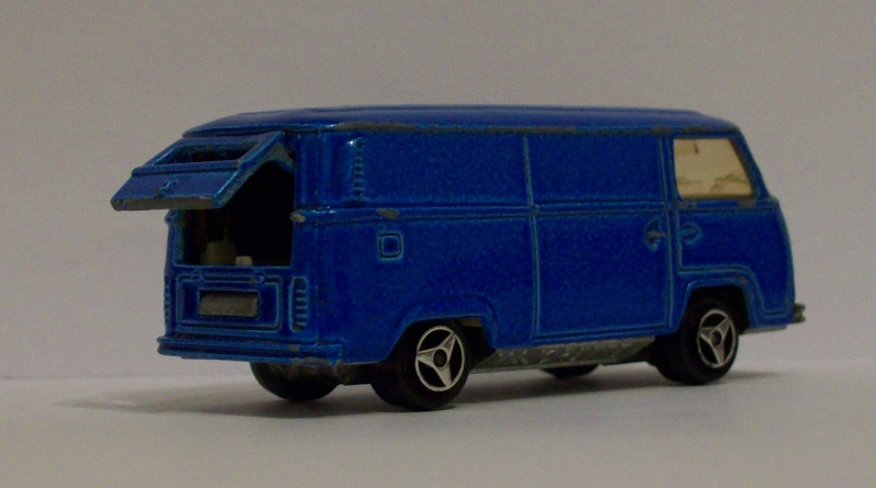 N°226 VOLKSWAGEN FOURGON TÔLÉ - Page 3 102_1120