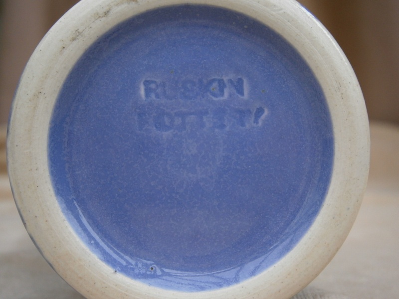 Ruskin Pottery Ruskin15